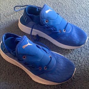 Size 7.5 blue puma shoes